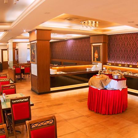 President Hotel Mysore Exterior photo