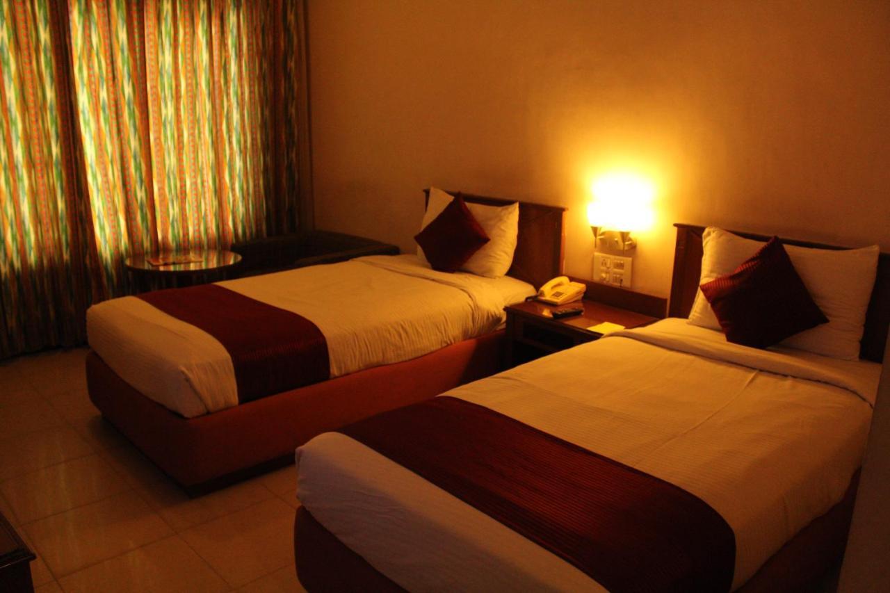 President Hotel Mysore Exterior photo