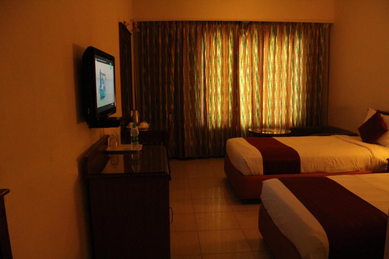 President Hotel Mysore Exterior photo