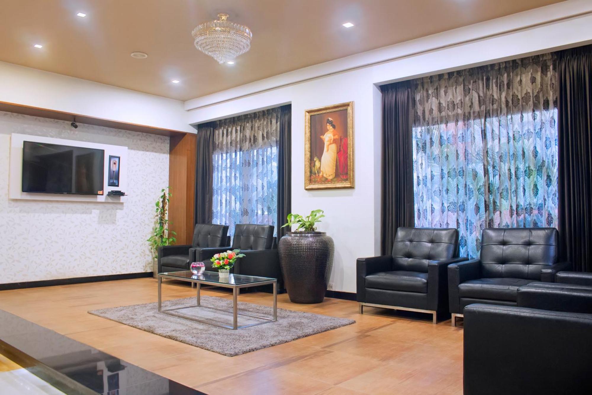 President Hotel Mysore Exterior photo