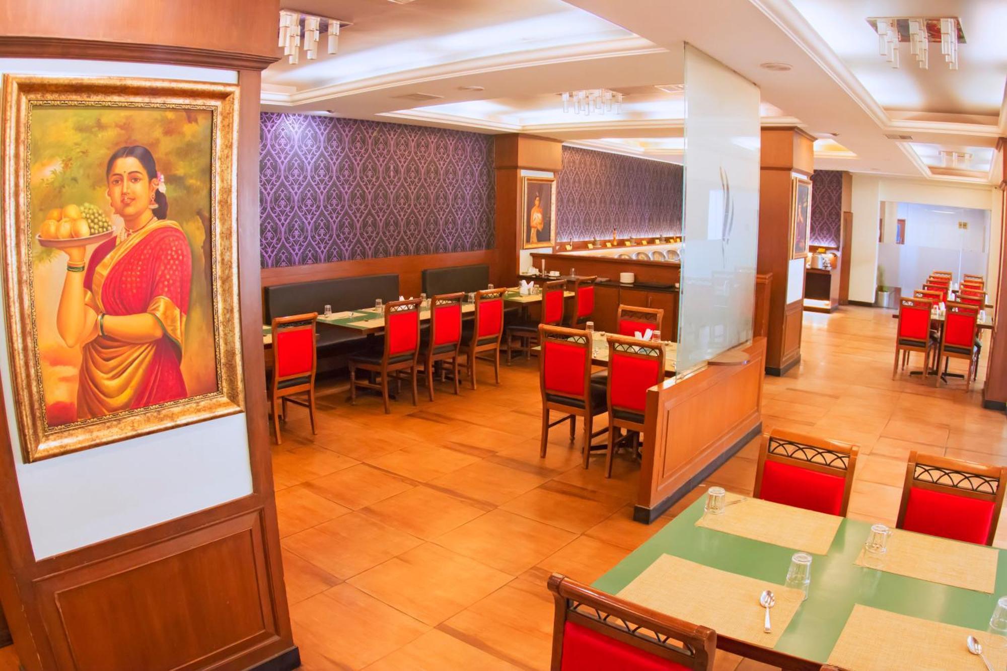 President Hotel Mysore Exterior photo