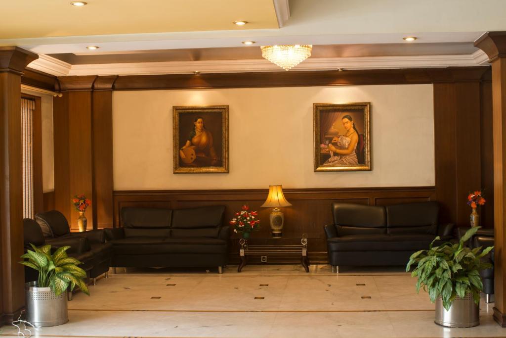 President Hotel Mysore Exterior photo